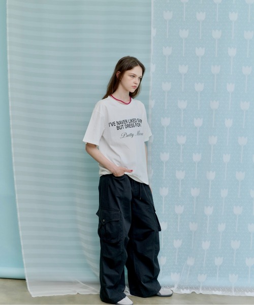 thinkto(シンクト)の「オーバーサイズグラフィックプリントT(Tシャツ/カットソー・レディース・ホワイト/ブラック・FREE)」の10枚目の写真