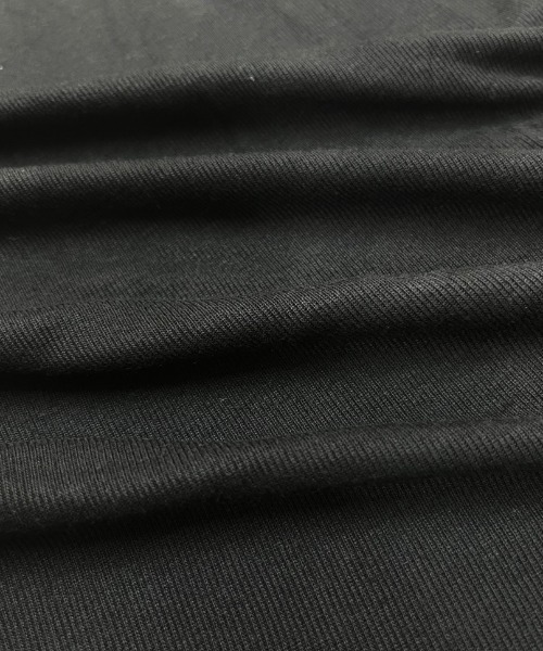 NANEA(ナネア)の「深VネックシアータイトTシャツ(Tシャツ/カットソー・レディース・ブラック/ホワイト・MEDIUM)」の12枚目の写真