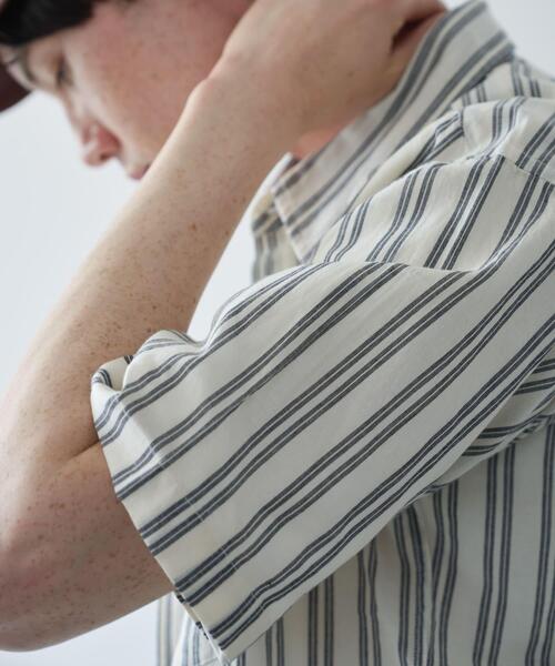 URBAN RESEARCH Sonny Label(アーバンリサーチサニーレーベル)の「インドコットンストライプシャツ(シャツ/ブラウス・メンズ・ブルー/オフホワイト・LARGE/MEDIUM)」の10枚目の写真