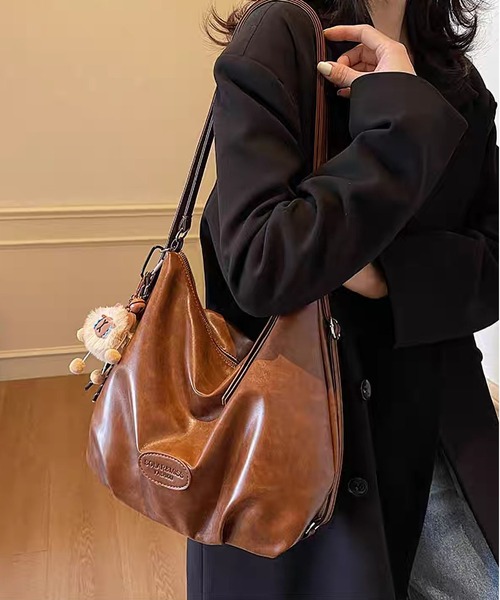 LA VORAGINE(ラ ヴォラジネ)の「3WAY大容量バッグ PUレザーマルチショルダーバック 通勤用(ショルダーバッグ・レディース・ブラウン/アイボリー/ブラック/モカ・FREE)」の21枚目の写真