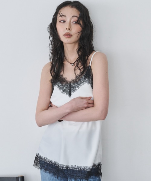 Anclear oui(アンクリアウィ)の「サテンレースキャミ(キャミソール・レディース・ブラック系その他/White/ホワイト系その他/Black・F)」の7枚目の写真