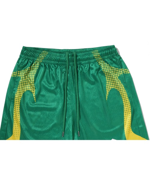 A BATHING APE(アベイシングエイプ)の「APE FLAME MONOGRAM JACQUARD RELAXED FIT FOOTBALL SHORTS(その他パンツ・メンズ・ブラック/グリーン・MEDIUM/X-LARGE/XX-LARGE/SMALL)」の6枚目の写真