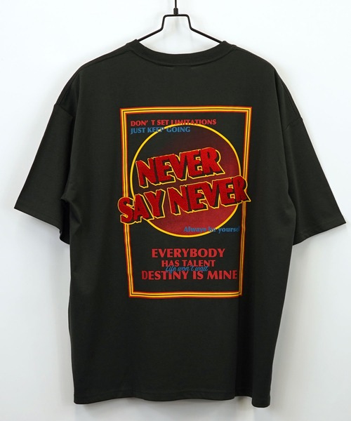 L'atelier(ラトリエ)の「グラフィック 半袖Tシャツ リラックス トップス(Tシャツ/カットソー・メンズ・ブラック系1/ホワイト系4/グレー系その他2/ブラック系2/ブラック系4/ホワイト系1/ホワイト系2/ブラック系その他2/ホワイト系3/ブラック系その他/ホワイト系その他/ブラック系3・M/L/LL)」の21枚目の写真