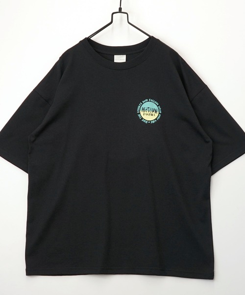 L'atelier(ラトリエ)の「グラフィック 半袖Tシャツ リラックス トップス(Tシャツ/カットソー・メンズ・ブラック系1/ホワイト系4/グレー系その他2/ブラック系2/ブラック系4/ホワイト系1/ホワイト系2/ブラック系その他2/ホワイト系3/ブラック系その他/ホワイト系その他/ブラック系3・M/L/LL)」の13枚目の写真
