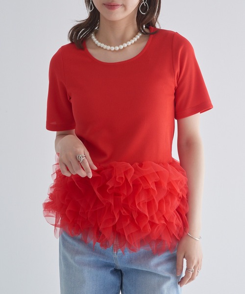 MAISON BREEZE reveur(メゾンブリーズレヴール)の「【MAISON BREEZE reveur】ボリュームチュールフリル ヘムプルオーバーTシャツ trc(Tシャツ/カットソー・レディース・ベージュ/オフホワイト/レッド/ブラック・FREE)」の1枚目の写真
