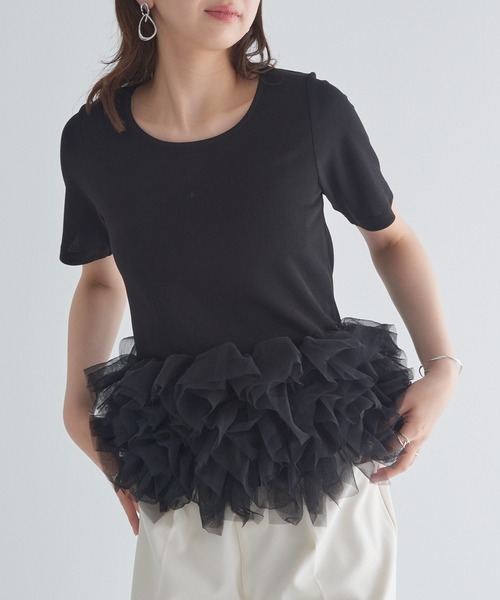 MAISON BREEZE reveur(メゾンブリーズレヴール)の「【MAISON BREEZE reveur】ボリュームチュールフリル ヘムプルオーバーTシャツ trc(Tシャツ/カットソー・レディース・ベージュ/オフホワイト/レッド/ブラック・FREE)」の21枚目の写真