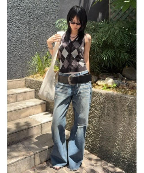 LAGUA GEM（ラグアジェム）の「LOOSEY FLARE VINTAGE デニム（デニムパンツ・レディース・ブルー/ライトブルー・22inch/23inch/24inch/25inch/26inch）」の22枚目の写真