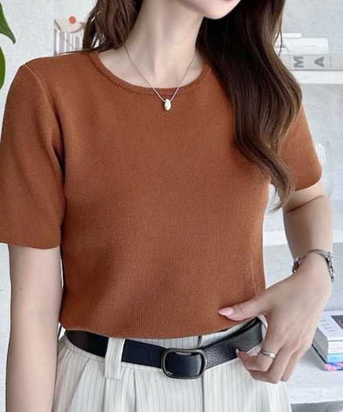umune(ウムネ)の「サマーニット 半袖 秋冬 韓国キレイめ 半袖ニット ハリ感上品大人カジュアルTシャツ(ニット/セーター・レディース・テラコッタ/ブラック/杢グレー・FREE)」の10枚目の写真