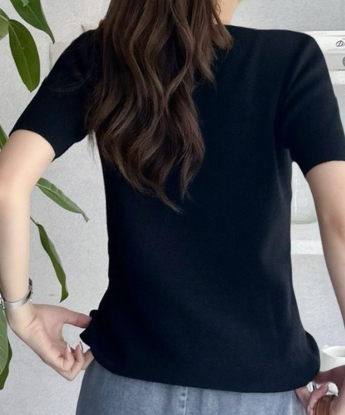 umune(ウムネ)の「サマーニット 半袖 秋冬 韓国キレイめ 半袖ニット ハリ感上品大人カジュアルTシャツ(ニット/セーター・レディース・テラコッタ/ブラック/杢グレー・FREE)」の19枚目の写真