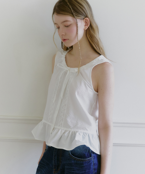 MICANE(ミケーネ)の「アンナスリーブレスレースペプラムブラウス(シャツ/ブラウス・レディース・アイボリー・SMALL/X-LARGE/MEDIUM/LARGE)」の2枚目の写真