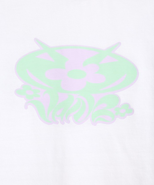 VANS（バンズ）の「GUCCIMAZE フローラル Tシャツ / AP GM FLORAL SS TEE BLANC DE B VN000XJ8JVY1（Tシャツ/カットソー・レディース・ホワイト・LARGE/MEDIUM/SMALL/X-LARGE/X-SMALL）」の8枚目の写真