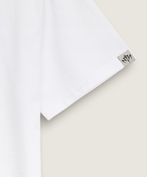 VANS（バンズ）の「GUCCIMAZE フローラル Tシャツ / AP GM FLORAL SS TEE BLANC DE B VN000XJ8JVY1（Tシャツ/カットソー・レディース・ホワイト・LARGE/MEDIUM/SMALL/X-LARGE/X-SMALL）」の9枚目の写真