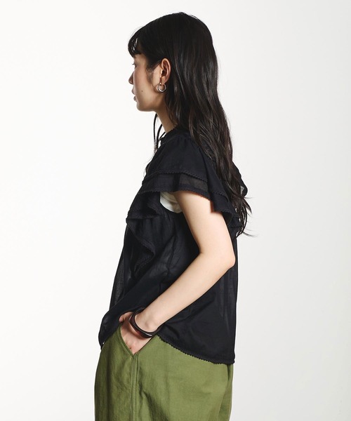 ROSE BUD(ローズバッド)の「SLEEVE FRILL BLOUSE(シャツ/ブラウス・レディース・ホワイト/ブラック/ライトピンク・ONE SIZE)」の18枚目の写真