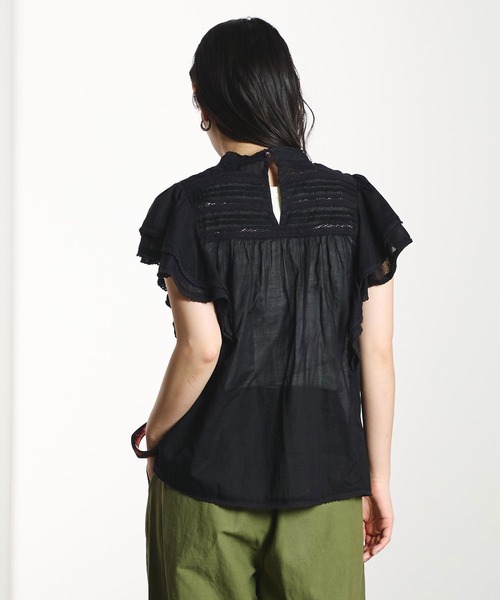 ROSE BUD(ローズバッド)の「SLEEVE FRILL BLOUSE(シャツ/ブラウス・レディース・ホワイト/ブラック/ライトピンク・ONE SIZE)」の19枚目の写真