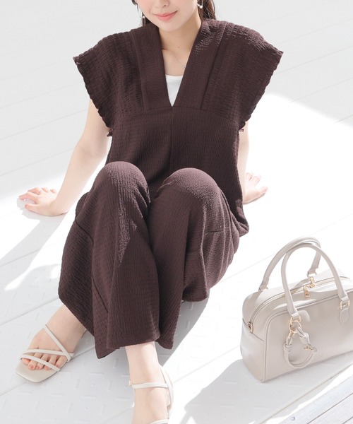 Honeys(ハニーズ)の「シャーリングサロペット(サロペット/オーバーオール・レディース・ブラウン/ブラック・M/S/L/LL)」の14枚目の写真