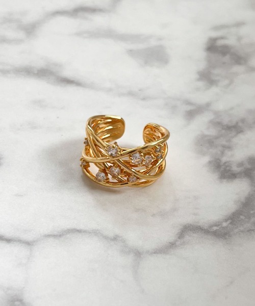 yu-ka(ユーカ)の「YU-KA:デザインクロスリング Design Cross Ring(リング・レディース・ゴールド・FREE)」の3枚目の写真