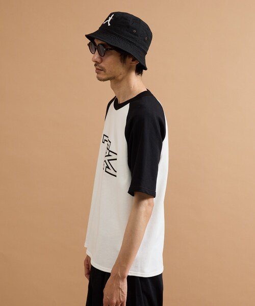 40ct&525(フォーティーカラッツアンドゴーニーゴ)の「カレッジ風TKラグラン配色ミニ裏毛T(Tシャツ/カットソー・メンズ・ブラック系4・03/02)」の6枚目の写真