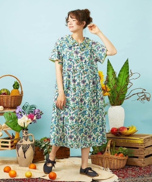Jocomomola(ホコモモラ)の「Verano en La Mancha フラワープリントワンピース(ワンピース・レディース・ネイビー/アイボリー・40)」の9枚目の写真