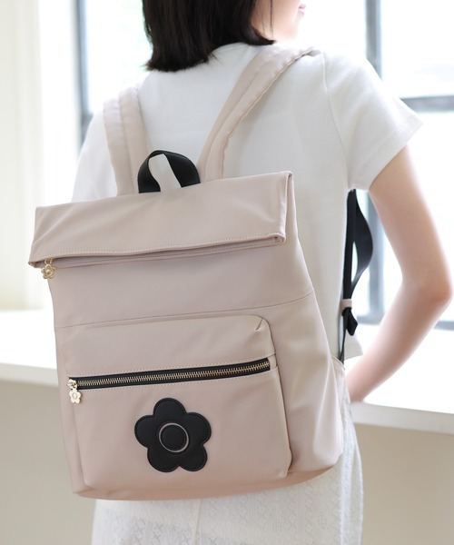 MARY QUANT(マリークワント)の「デイジーパッチツイル リュック(バックパック/リュック・レディース・ベージュ/ブラック・FREE)」の18枚目の写真