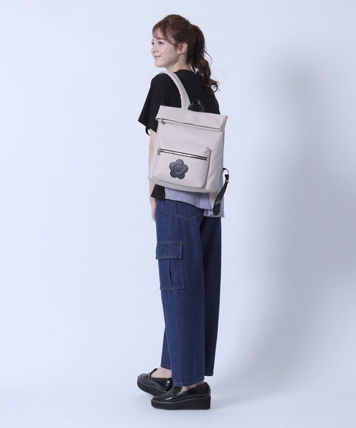 MARY QUANT(マリークワント)の「デイジーパッチツイル リュック(バックパック/リュック・レディース・ベージュ/ブラック・FREE)」の21枚目の写真