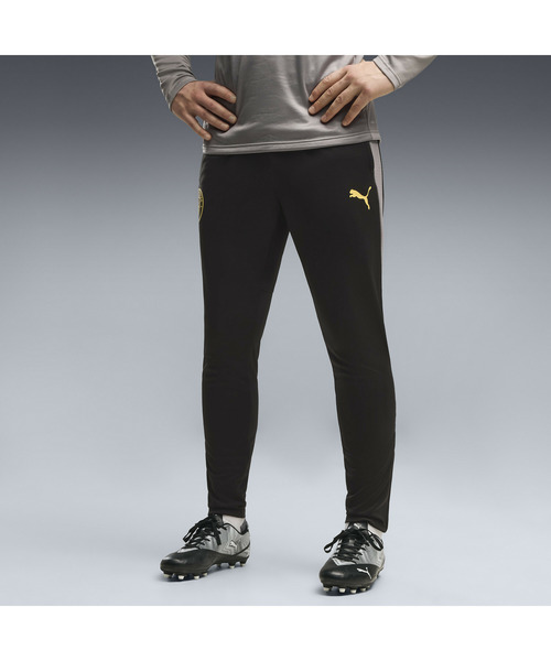 PUMA(プーマ)の「PUMA プーマ メンズ 2026-27 マンチェスターシティ FC トレーニング パンツ Wポ(その他パンツ・メンズ・ブラック×ピンク/ブルー系・MEDIUM/SMALL/LARGE/X-LARGE)」の4枚目の写真