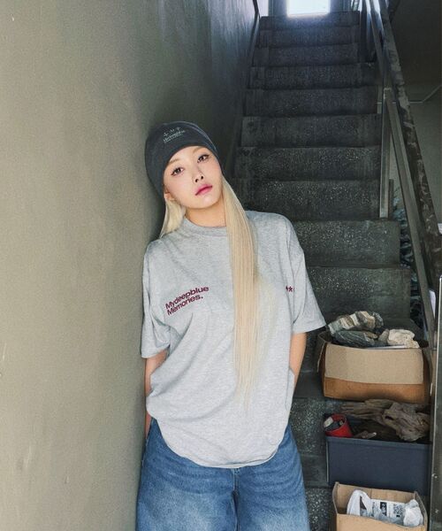mydeepbluememories(マイディープブルーメモリーズ)の「Mm Symbol Logo T-Shirts (GREY / BURGUNDY)(Tシャツ/カットソー・レディース・ミックスグレー・SMALL/MEDIUM/LARGE)」の7枚目の写真