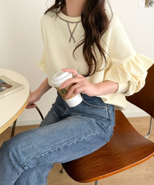 Java(ジャバ)の「《JaVaジャバコラボ》カジュアル派さんにも推したい。袖フリルオーバーサイズ配色ステッチワッフルプルオーバー(長袖)(Tシャツ/カットソー・レディース・杢グレー/アイボリー/チャコール/ブラック/ネイビー・LARGE/X-LARGE/SMALL/MEDIUM)」の10枚目の写真