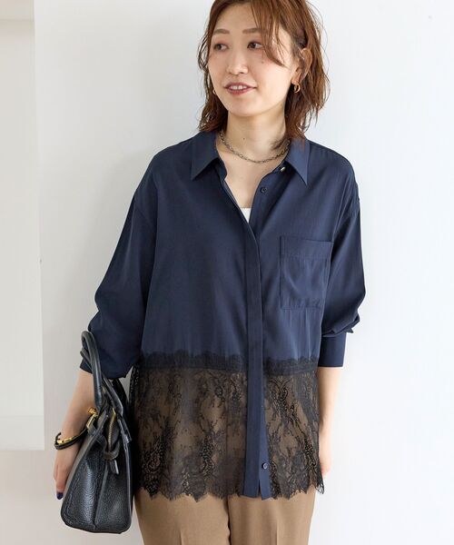 le.coeur blanc（ルクールブラン）の「裾レースドッキングシャツ（シャツ/ブラウス・レディース・ネイビー/オフホワイト・38）」の17枚目の写真