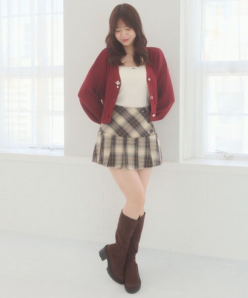 MAJESTIC LEGON(マジェスティックレゴン)の「クローバーボタンUVカットカーデ(カーディガン/ボレロ・レディース・ブラック/ピンク/ボルドー/アイボリー・MEDIUM)」の18枚目の写真
