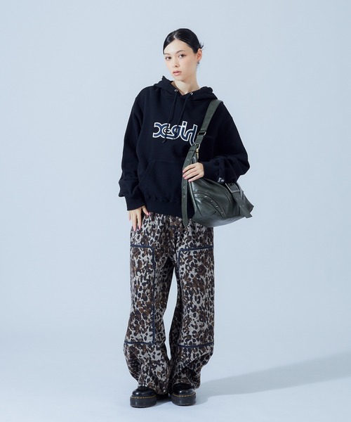 X-girl(エックスガール)の「MILLS LOGO LAYERED PATCH SWEAT HOODIE(パーカー・レディース・パープル/アッシュ/ブラック・S/M/L)」の17枚目の写真