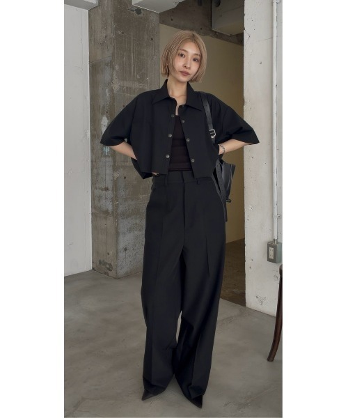 RIM.ARK(リムアーク)の「Oblong short JK(オブロング ショート ジャケット)(その他アウター・レディース・ベージュ/ブラック・FREE)」の2枚目の写真