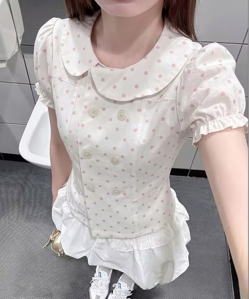 AsheKsha(アシクシャ)の「水玉ベビーカラーダブルボタンパフスリーブショート丈トップス(シャツ/ブラウス・レディース・ベージュ・M)」の7枚目の写真