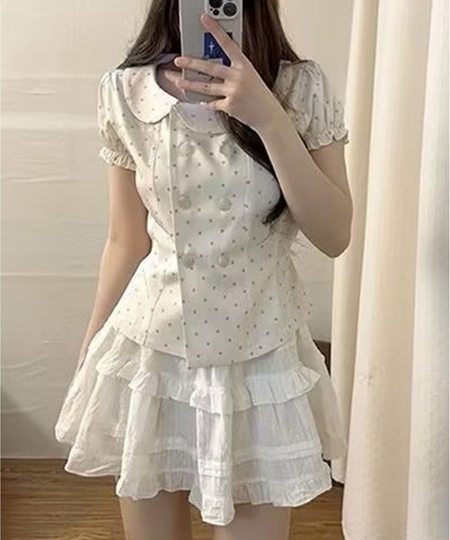 AsheKsha(アシクシャ)の「水玉ベビーカラーダブルボタンパフスリーブショート丈トップス(シャツ/ブラウス・レディース・ベージュ・M)」の15枚目の写真