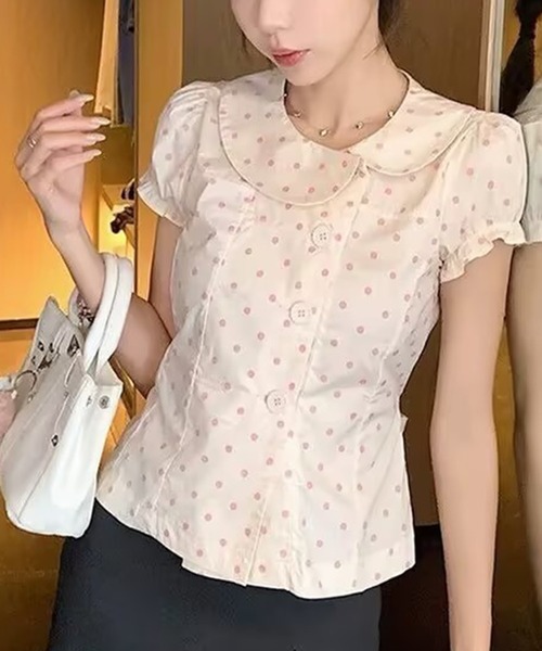 AsheKsha(アシクシャ)の「水玉ベビーカラーダブルボタンパフスリーブショート丈トップス(シャツ/ブラウス・レディース・ベージュ・M)」の16枚目の写真