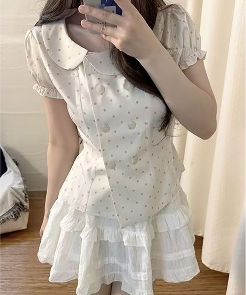 AsheKsha(アシクシャ)の「水玉ベビーカラーダブルボタンパフスリーブショート丈トップス(シャツ/ブラウス・レディース・ベージュ・M)」の20枚目の写真
