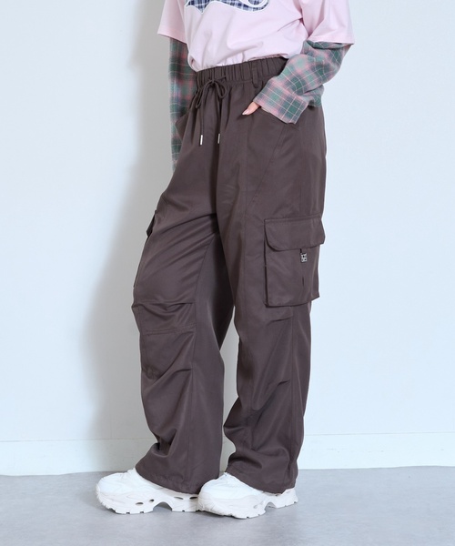 LOVETOXIC(ラブトキシック)の「【LTXC/吸水速乾】ベルトループつきカーゴパンツ(カーゴパンツ・キッズ・カーキ/グレー/ブラウン/ブラック/オフホワイト・L:160cm/S:140cm/M:150cm/130cm)」の9枚目の写真