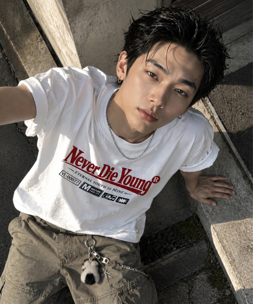 GRAVER ORDINARY（グレイバーオーディナリー）の「[ODNR UNISEX]ネイバー ダイ ヤング 半袖Tシャツ_WHITE（Tシャツ/カットソー・レディース・ホワイト/ブラック/サンドベージュ/ネイビー・SMALL/MEDIUM/LARGE）」の5枚目の写真