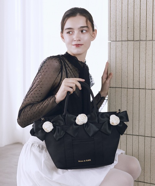 Maison de FLEUR(メゾンドフルール)の「ローズボリュームリボン2Wayトート(トートバッグ・レディース・ライトピンク/ブラック・FREE)」の7枚目の写真