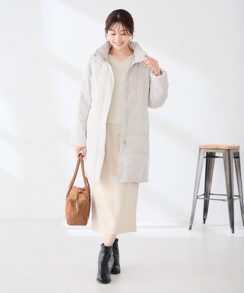 a.v.v(アーヴェヴェ)の「フーテッド ロング ダウン コート(ダウンジャケット/コート・レディース・ネイビー/ブラック/ライトグレー・36/42/40/38)」の12枚目の写真