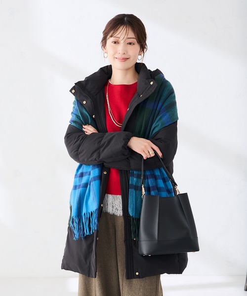 a.v.v(アーヴェヴェ)の「フーテッド ロング ダウン コート(ダウンジャケット/コート・レディース・ネイビー/ブラック/ライトグレー・36/42/40/38)」の21枚目の写真