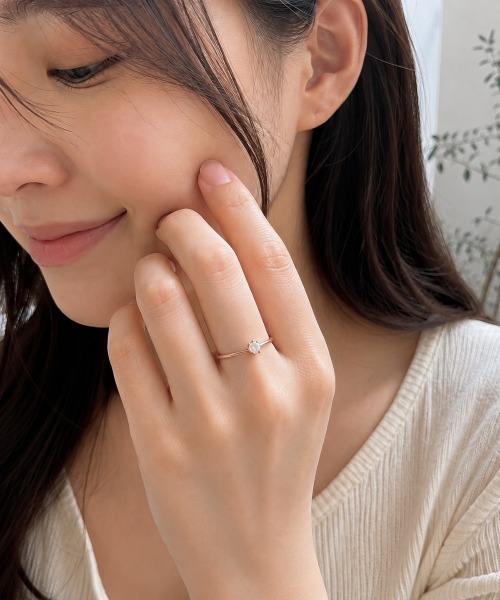 Stelino(ステリノ)の「シンプル1粒リング キュービックジルコニア 細身 クラウン 幅1.3mm 金属アレルギー対応(リング・レディース・シルバー・7号/9号/11号/13号/3号/5号)」の7枚目の写真