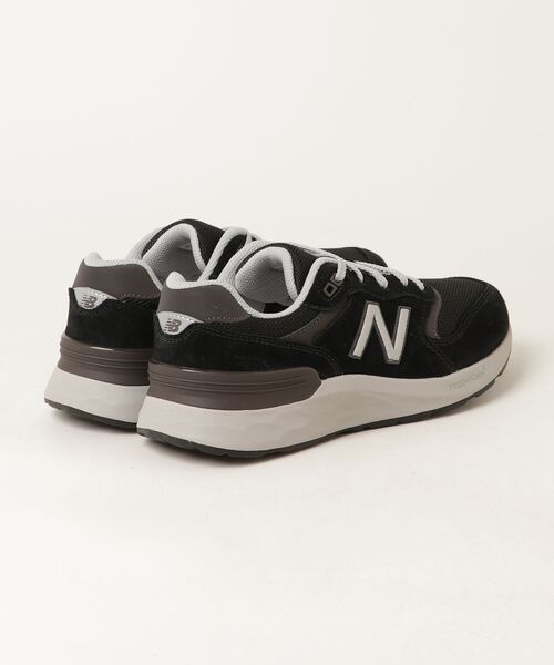 NEW BALANCE(ニューバランス)の「NEW BALANCE M88074B(スニーカー・メンズ・ブラック・28cm/28.5cm/26.5cm/27cm/27.5cm/26cm)」の2枚目の写真