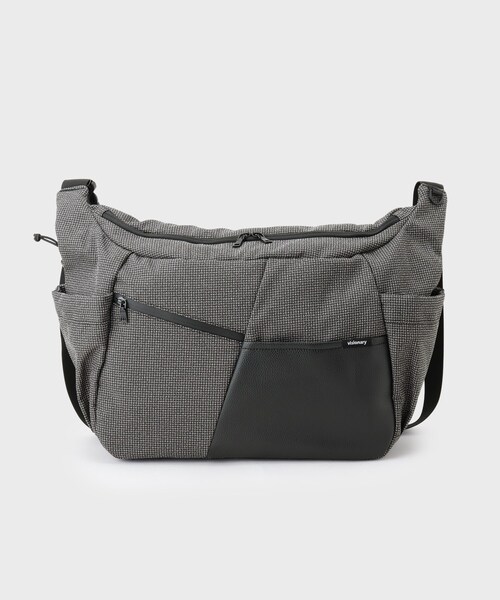 THE SHOP TK (ザ ショップ ティーケー )の「VISIONARY 異素材コンビ ビッグショルダーバッグ(ショルダーバッグ・メンズ・ブラック/ブラック系1・00)」の7枚目の写真