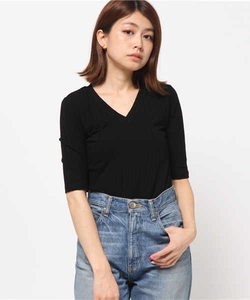 MOUSSY（マウジー）の「V/N WIDE RIB TOPS（Tシャツ/カットソー・レディース・トップグレー/ホワイト/ブラック・1/2）」の12枚目の写真