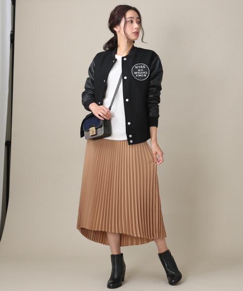 LOWELL things（ロウェル　シングス）の「メタリックスクエアミニショルダー（ショルダーバッグ・レディース・ネイビー/ベージュ・FREE）」の6枚目の写真