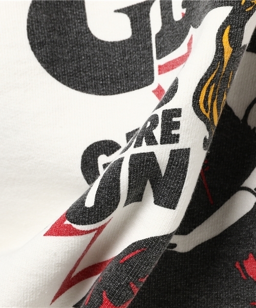 HYSTERIC GLAMOUR（ヒステリックグラマー）の「MASSIVE GIRL pt SW（スウェット・メンズ・ホワイト/ブラック/トップグレー・MEDIUM/SMALL/LARGE）」の6枚目の写真