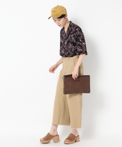 RAGEBLUE（レイジブルー）の「ショートクラッチバッグ/743644（クラッチバッグ・メンズ・ブラック/ブラック系その他/ベージュ/ダークブラウン/ライトブルー/グレー系その他/オフホワイト/ネイビー・FREE）」の9枚目の写真