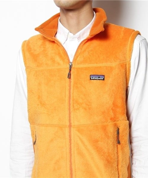BEAMS（ビームス）の「Patagonia / R2 Vest（ベスト・メンズ・ブラック系その他/オレンジ・X-SMALL/SMALL/MEDIUM）」の6枚目の写真