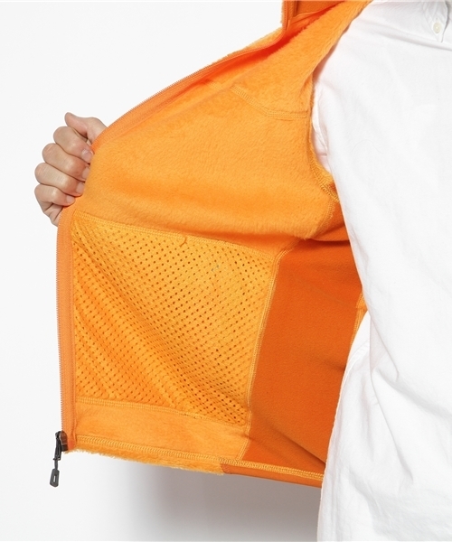 BEAMS（ビームス）の「Patagonia / R2 Vest（ベスト・メンズ・ブラック系その他/オレンジ・X-SMALL/SMALL/MEDIUM）」の11枚目の写真