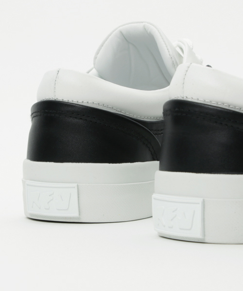 RFW（アールエフダブル）の「【RFW】TACO LEATHER（スニーカー・メンズ・ホワイト/ブラック・8/65/9/7）」の5枚目の写真